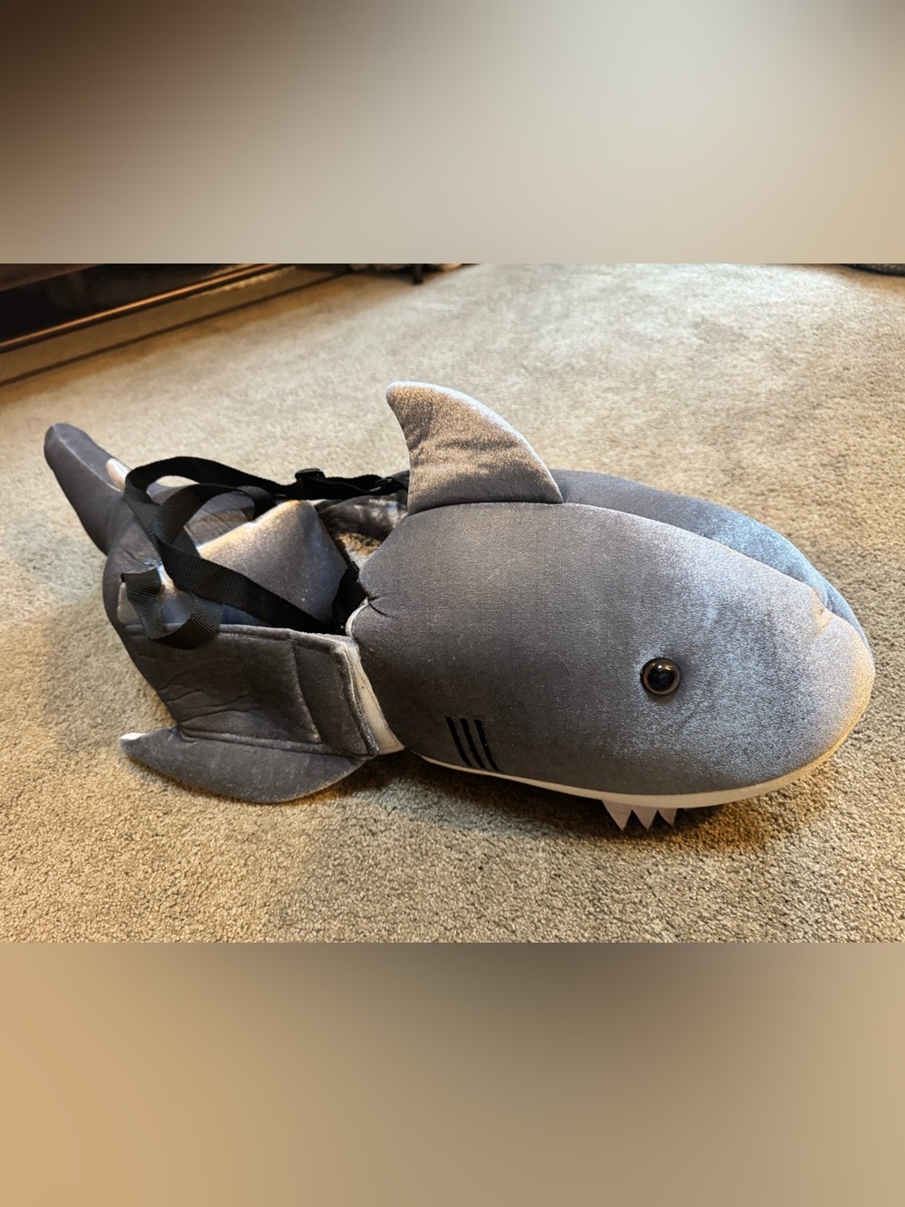 NWOT Going Wild shark step in kids boy/girl halloween costume gray One Size(3-7)